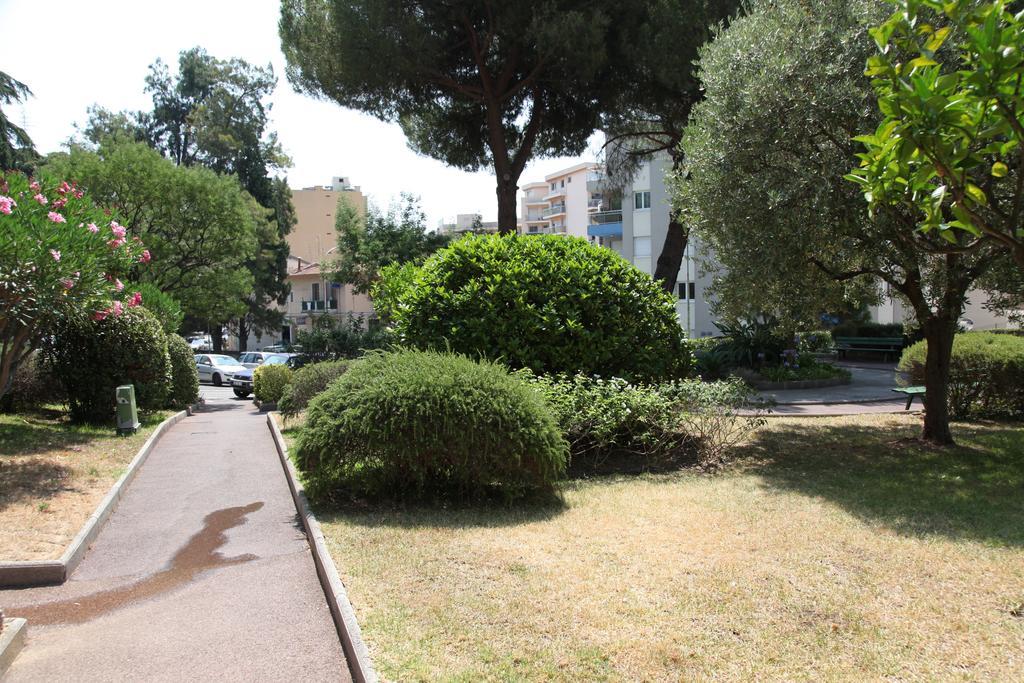 Appartamento Les Glycines Mentone Esterno foto